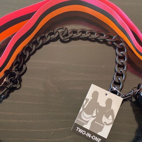 BCBGenerations  - Picture 4 of 10